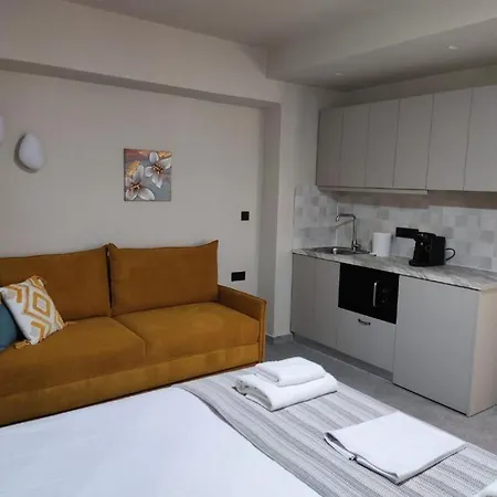 L Anima Ii Skiathos Town